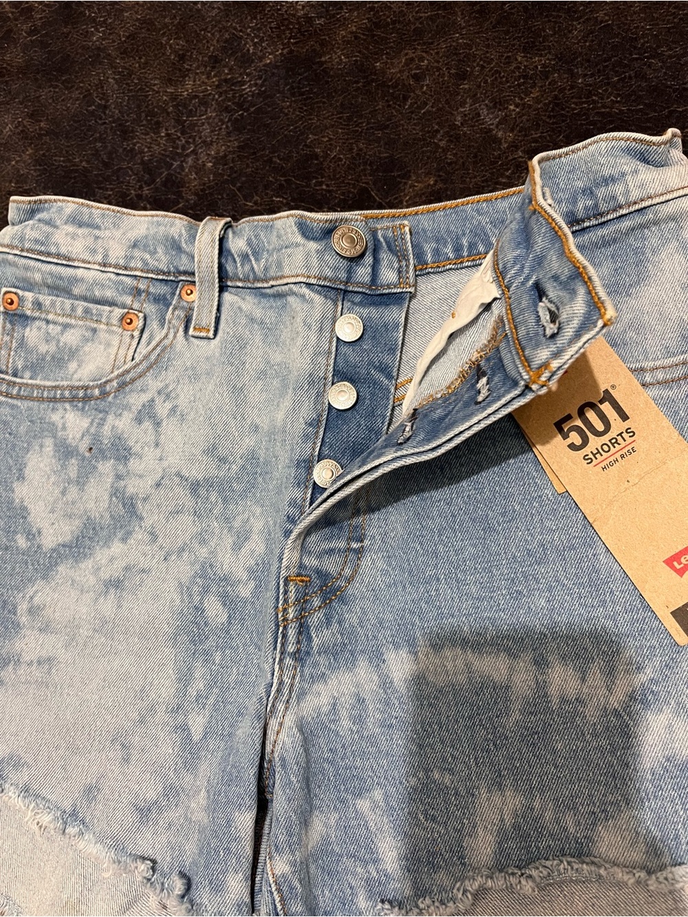 Levi's Light Blue Acid-Wash High-Waist Denim Shorts - Picture 4 of 4